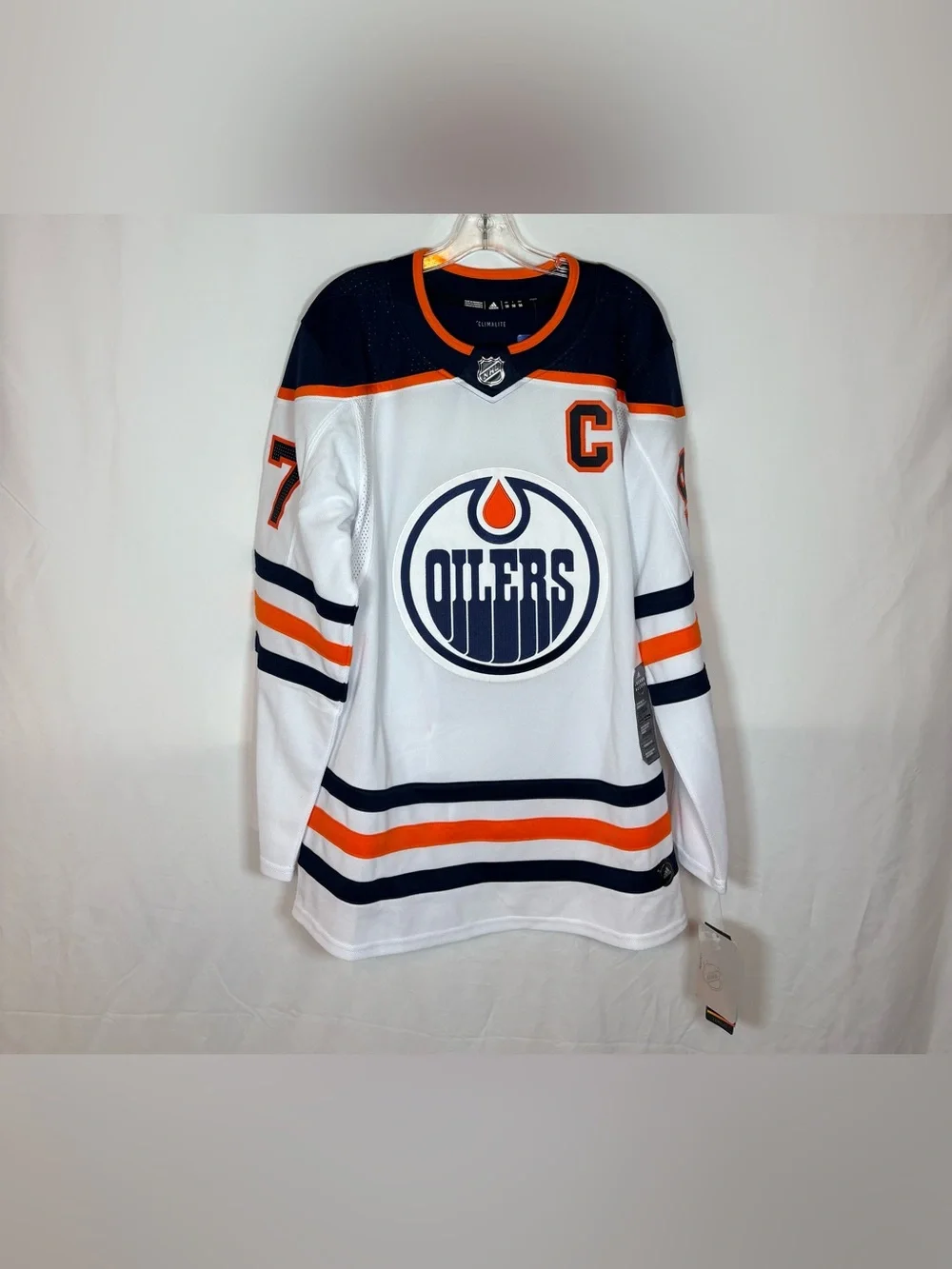 Adidas Edmonton Oilers #97 McDavid White Away Hockey Jersey Size 50